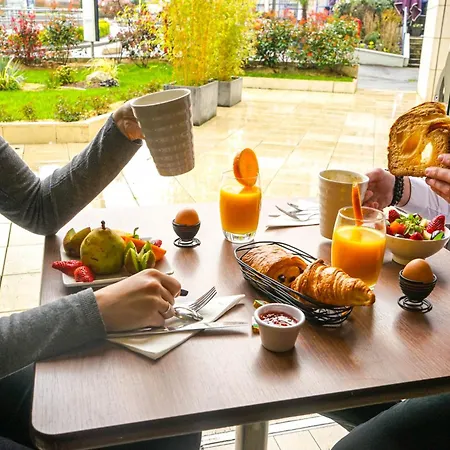 Campanile Paris Cdg Airport Villepinte Отель Руасси-эн-Франс