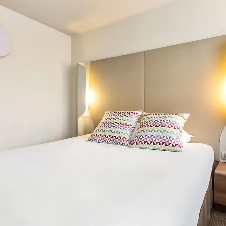 Отель Campanile Paris Cdg Airport Villepinte 3*