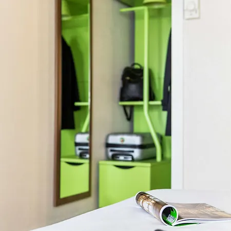 Отель Campanile Paris Cdg Airport Villepinte