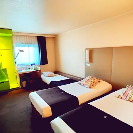 Отель Campanile Paris Cdg Airport Villepinte