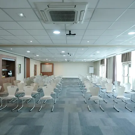 Campanile Paris Cdg Airport Villepinte Отель Руасси-эн-Франс