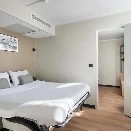 Campanile Paris Cdg Airport Villepinte Отель 3*