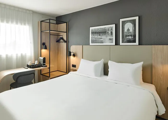 Hotel Campanile Paris Cdg Airport Villepinte 3*