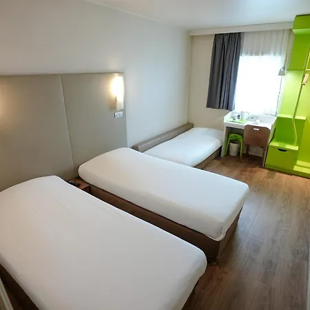 Campanile Hotel Roissy-en-France